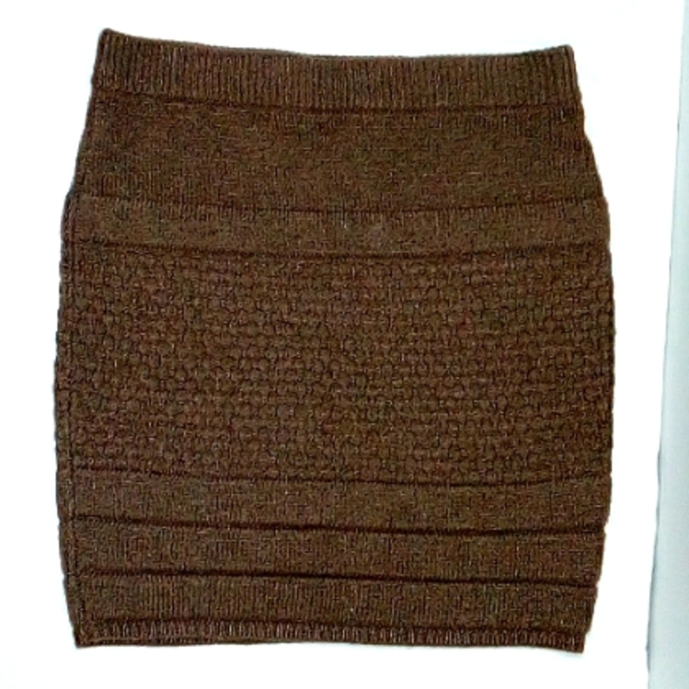 Moda International brown skirt